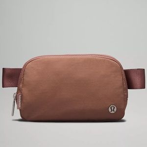 NWT Lululemon everywhere belt bag